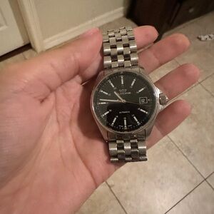 Glycine Woman’s Luxury Watch
USED FEW TIMES
GOOD AS NEW